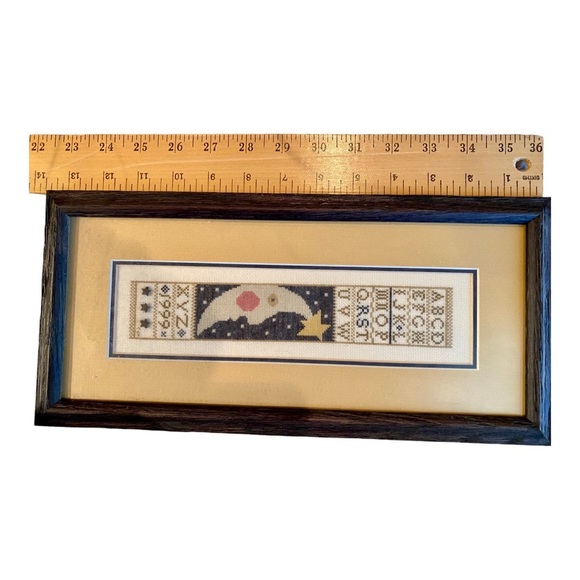 Americana/Colonial Moon, star, letters in frame. - Picture 2 of 5